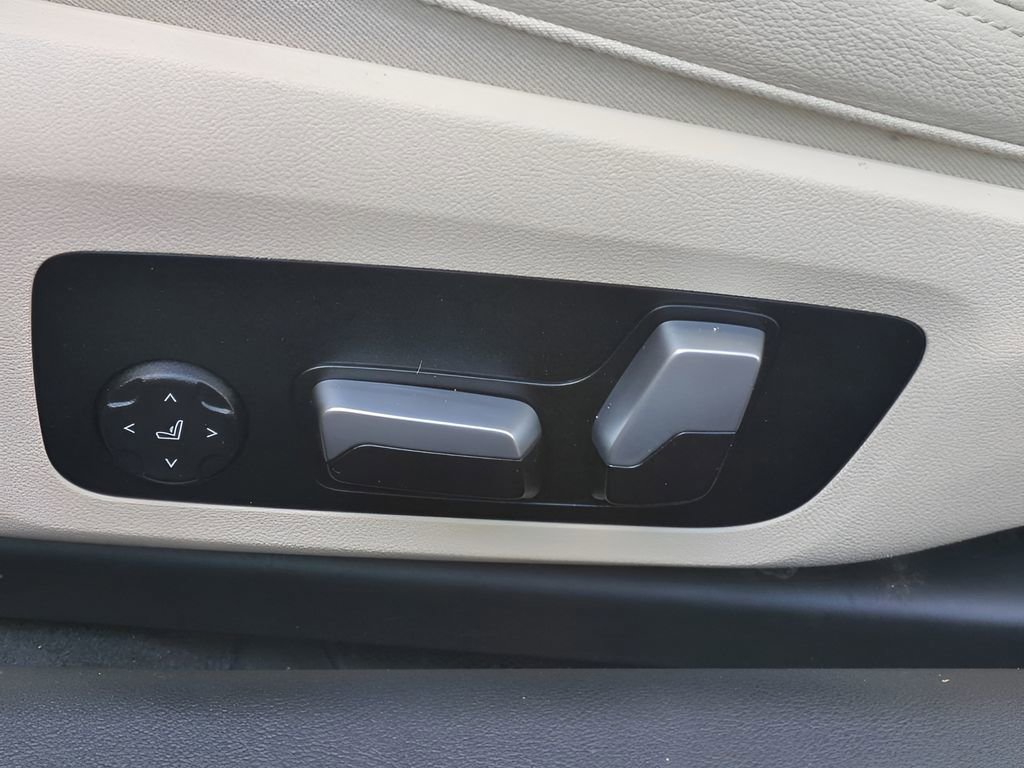 Used 2021 BMW 430i xDrive Coupe w/ Convenience Package image 21