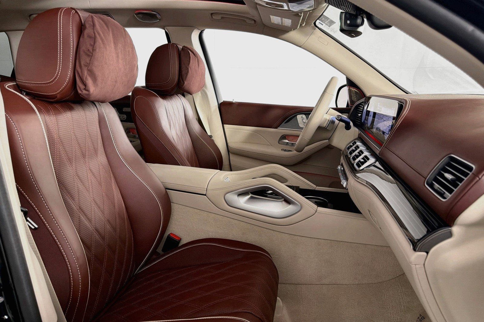 New 2026 Mercedes-Benz Maybach GLS 600 4MATIC image 6