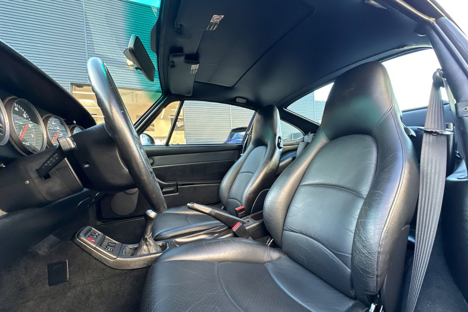 Used 1998 Porsche 911 Carrera S image 5