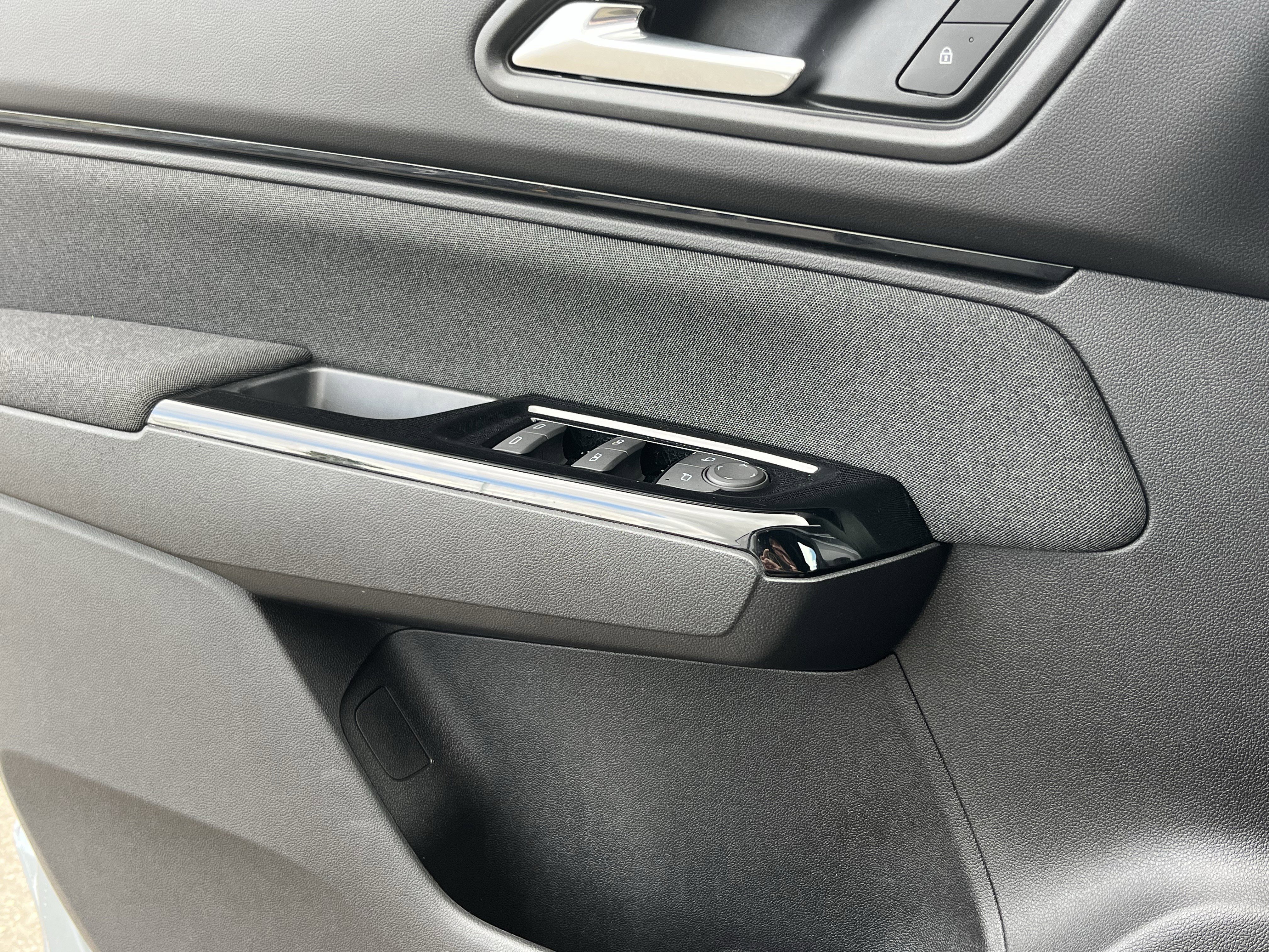 Used 2024 Honda Prologue EX image 23