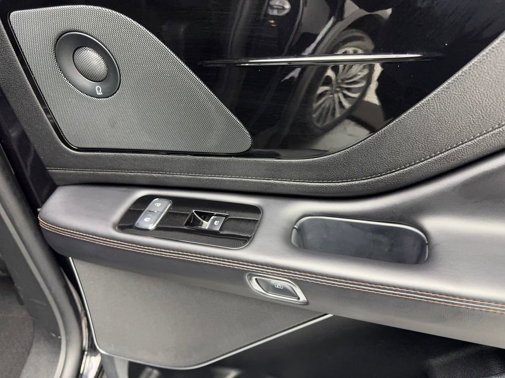 Used 2024 Lincoln Aviator Reserve w/ Equipment Group 201A image 45