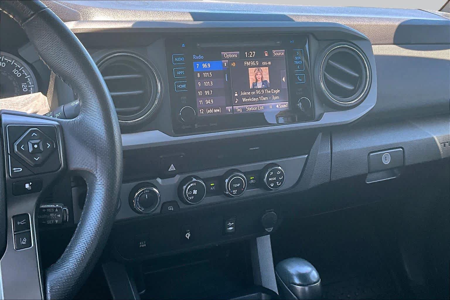 Certified 2019 Toyota Tacoma TRD Off-Road AWD/4WD image 6