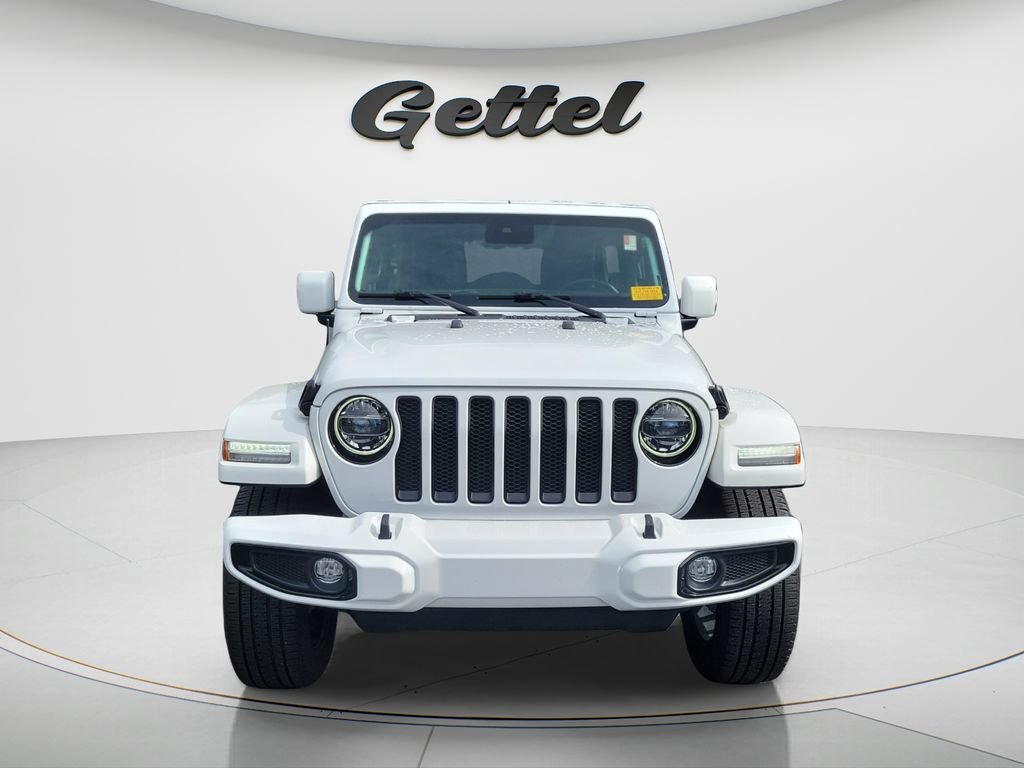 Used 2022 Jeep Wrangler Unlimited Sahara AWD/4WD image 2