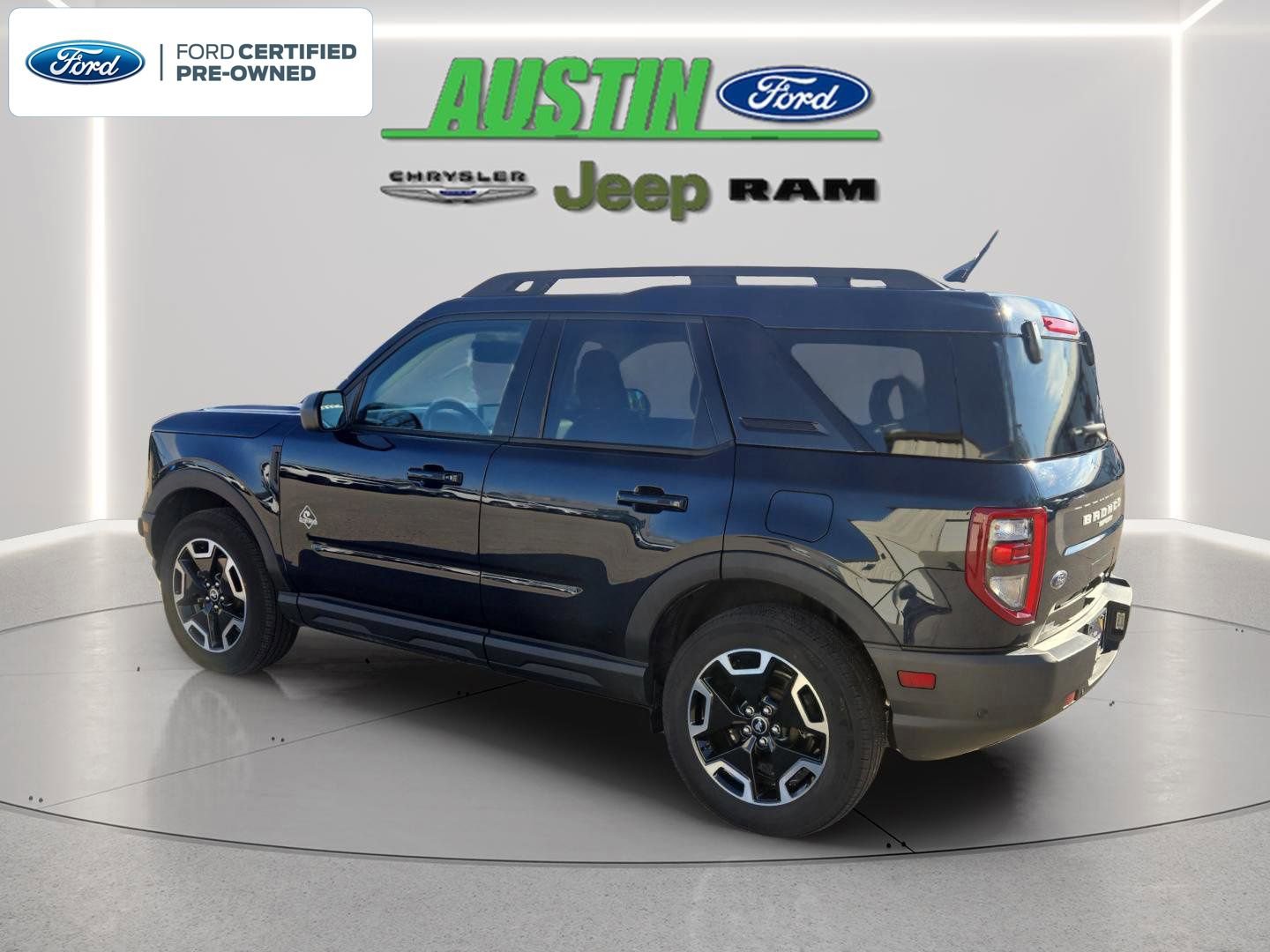 Certified 2023 Ford Bronco Sport Outer Banks w/ Tech Package AWD/4WD image 10