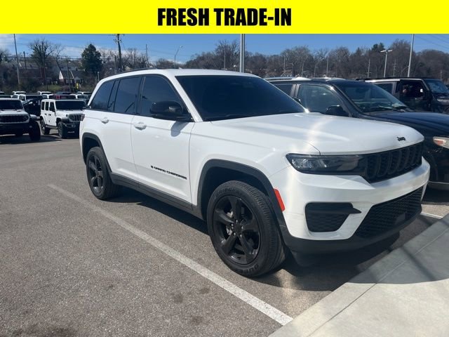 Used 2023 Jeep Grand Cherokee Altitude