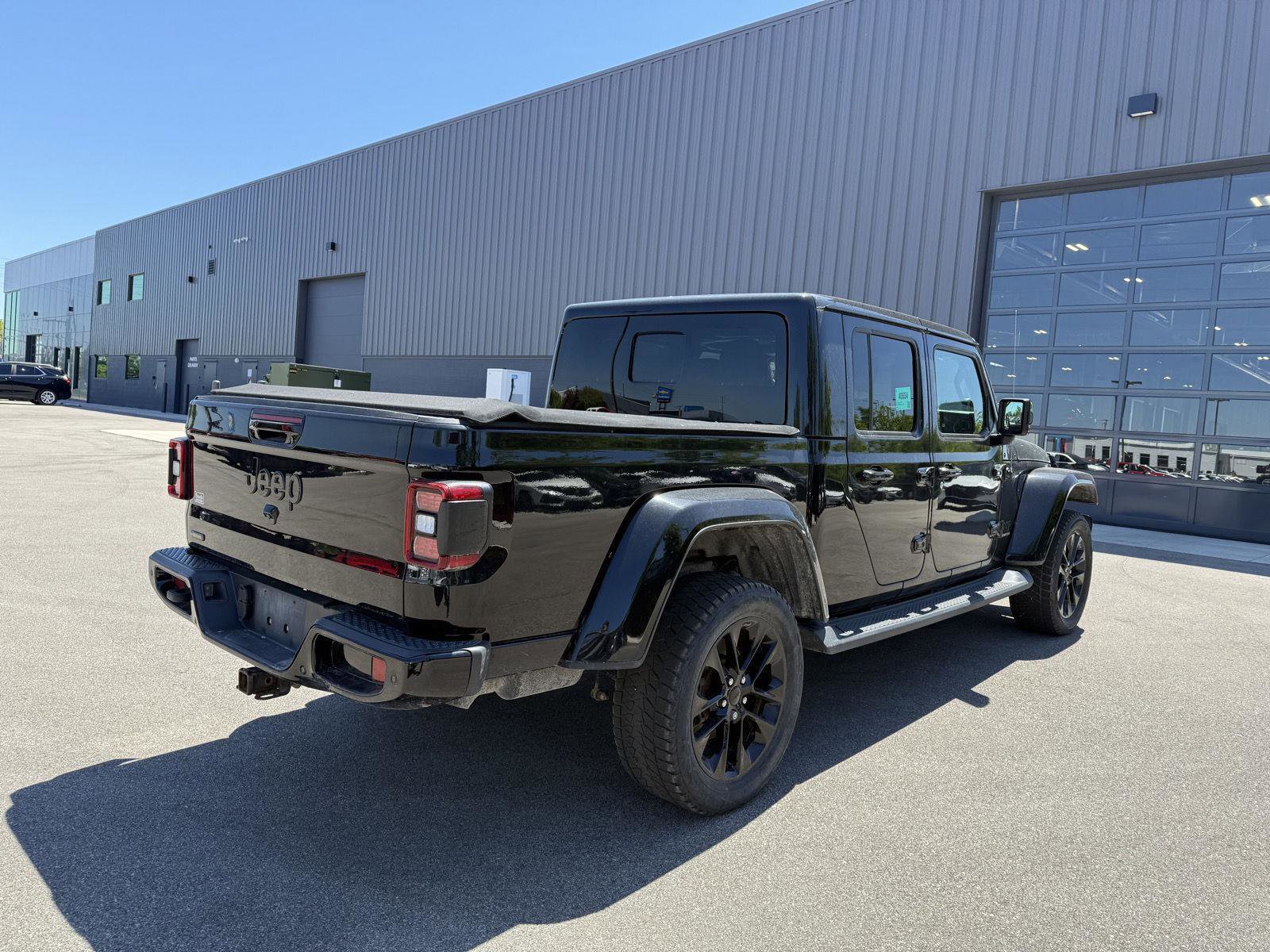 Used 2021 Jeep Gladiator High Altitude AWD/4WD image 3
