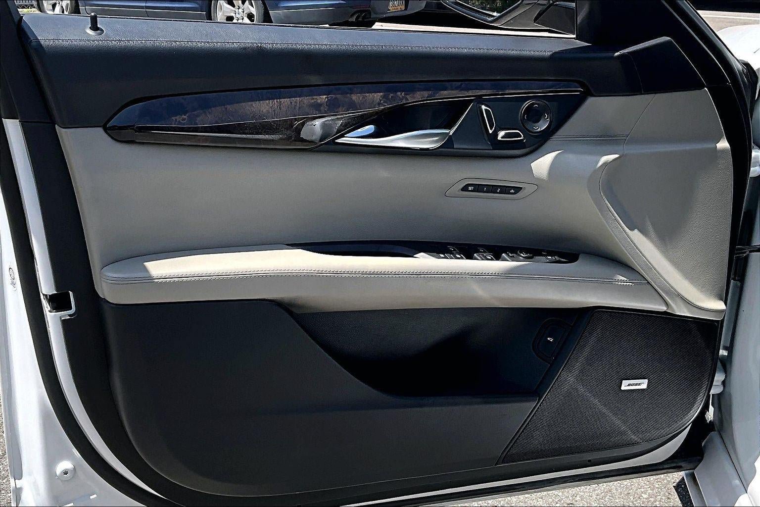 Used 2017 Cadillac CT6 Luxury AWD/4WD image 24