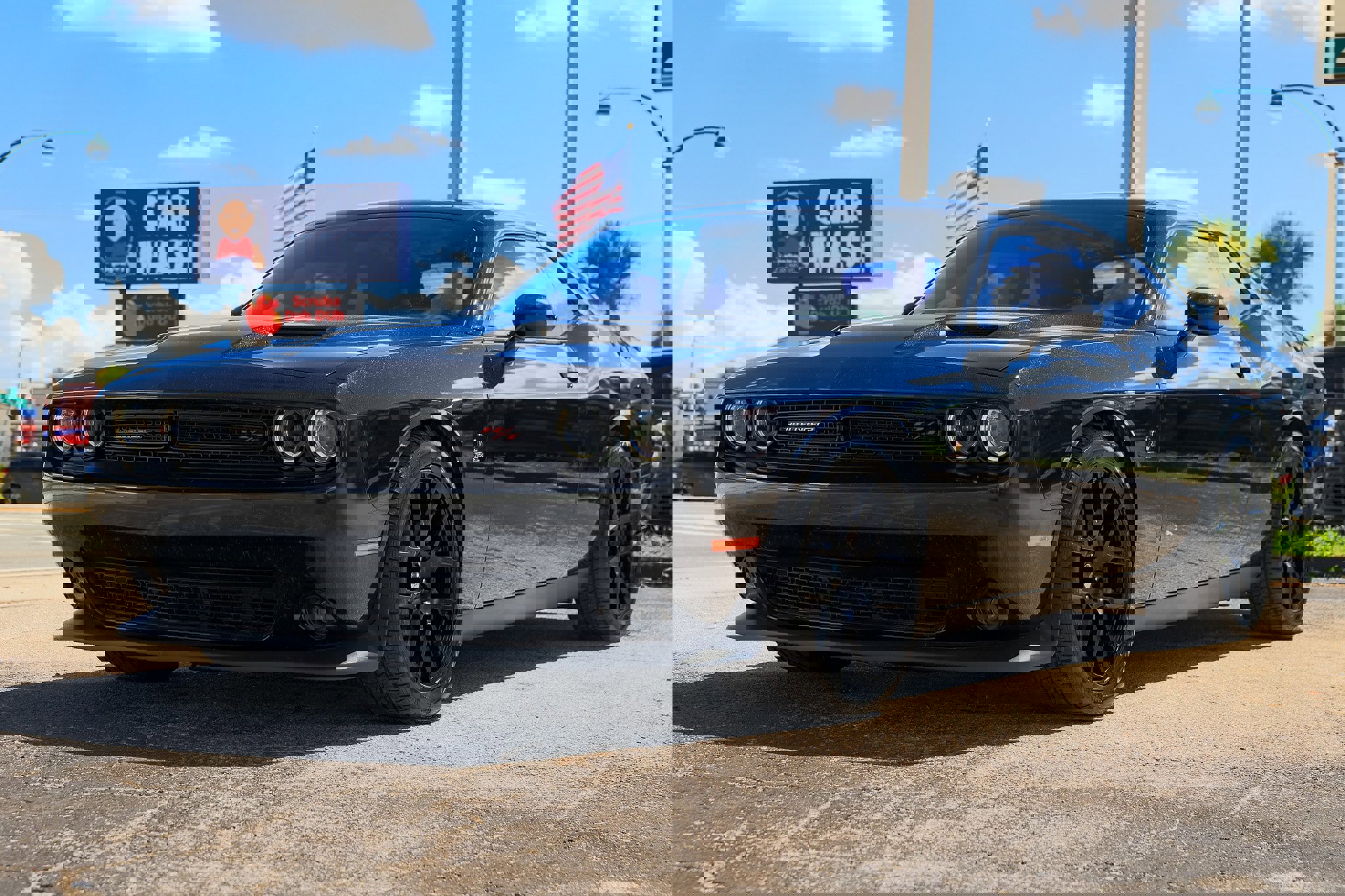 Used 2015 Dodge Challenger R/T Scat Pack w/ Scat Pack Appearance Package image 4