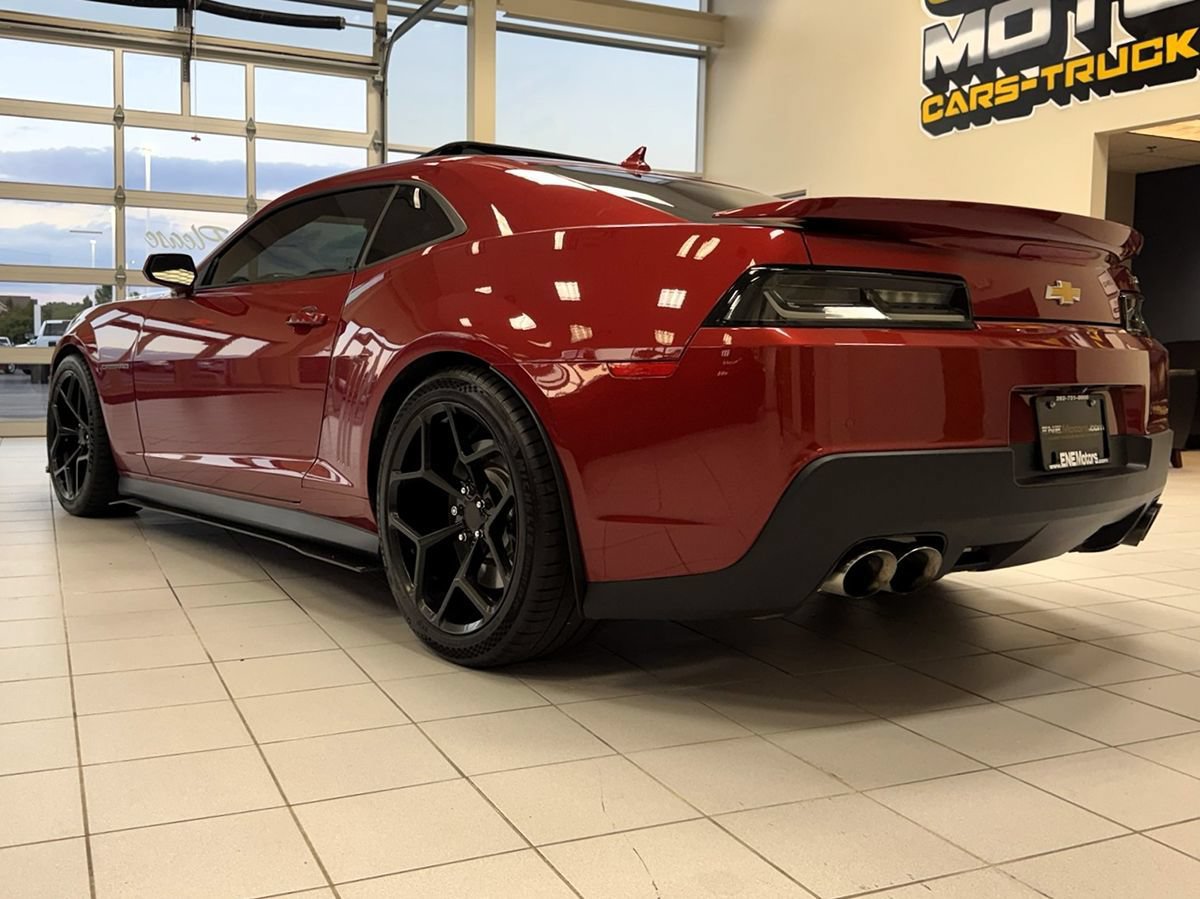 Used 2014 Chevrolet Camaro ZL1 RWD image 4