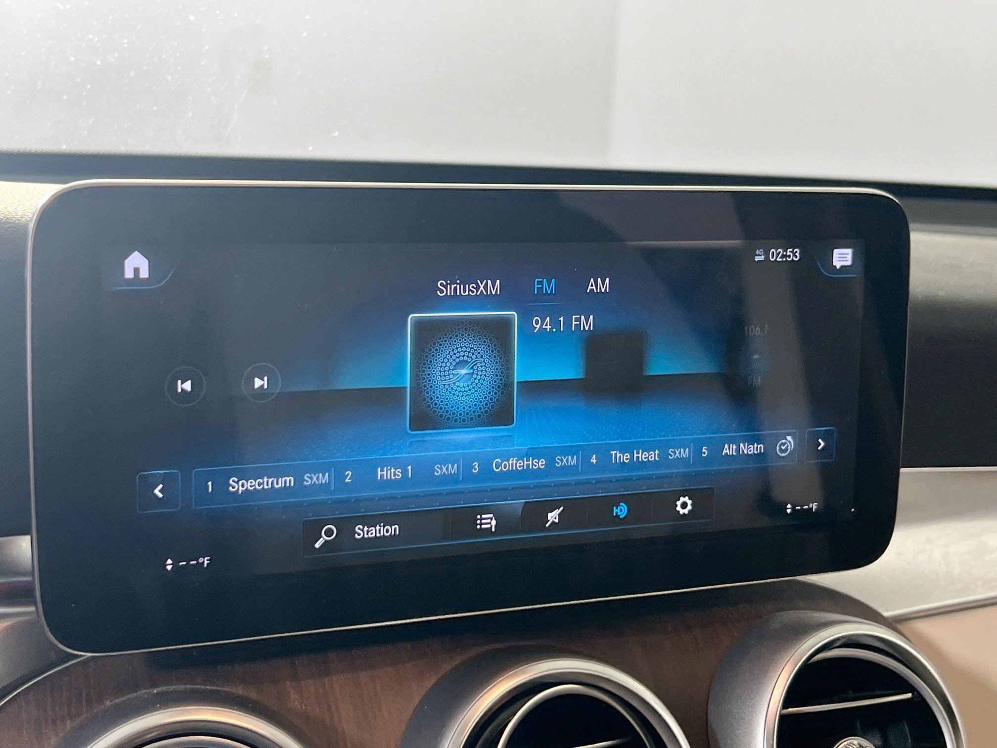 Used 2022 Mercedes-Benz GLC 300 4MATIC image 14