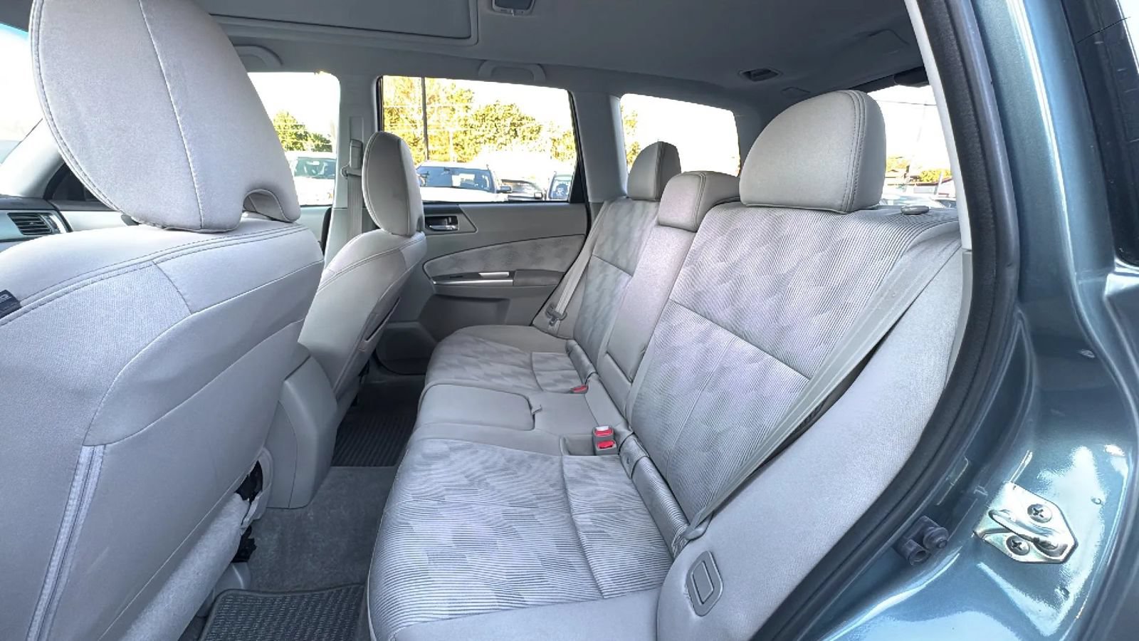 Used 2010 Subaru Forester 2.5X Premium w/ Popular Equipment Group 1A AWD/4WD image 15