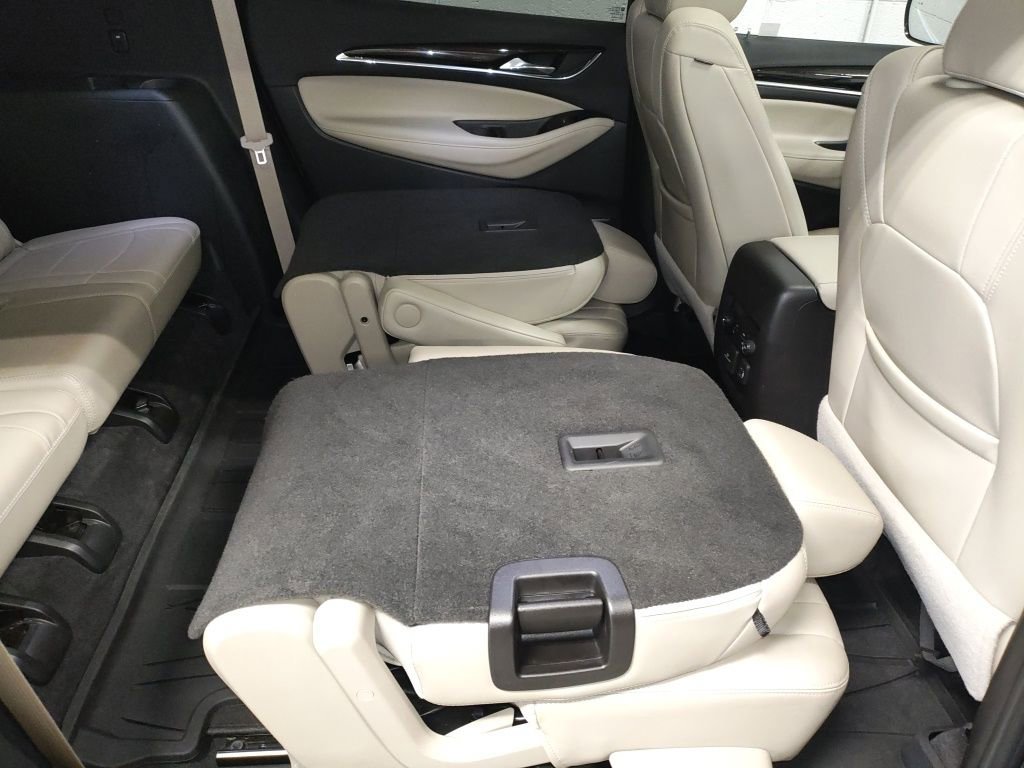 Used 2020 Buick Enclave Premium w/ Sun and Sites Package image 13