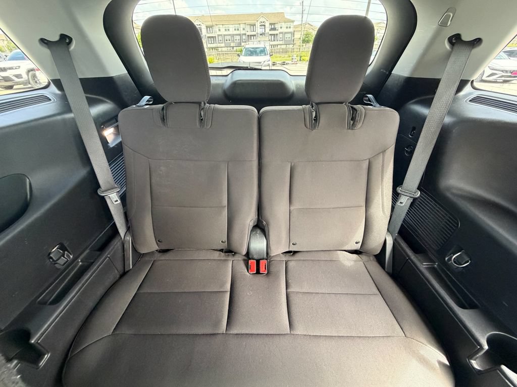 Used 2020 Ford Explorer XLT AWD/4WD image 29