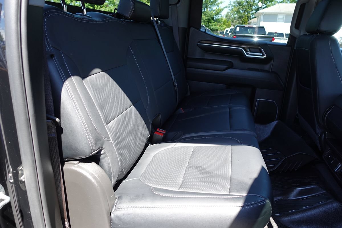 Used 2024 Chevrolet Silverado 1500 LT AWD/4WD image 30