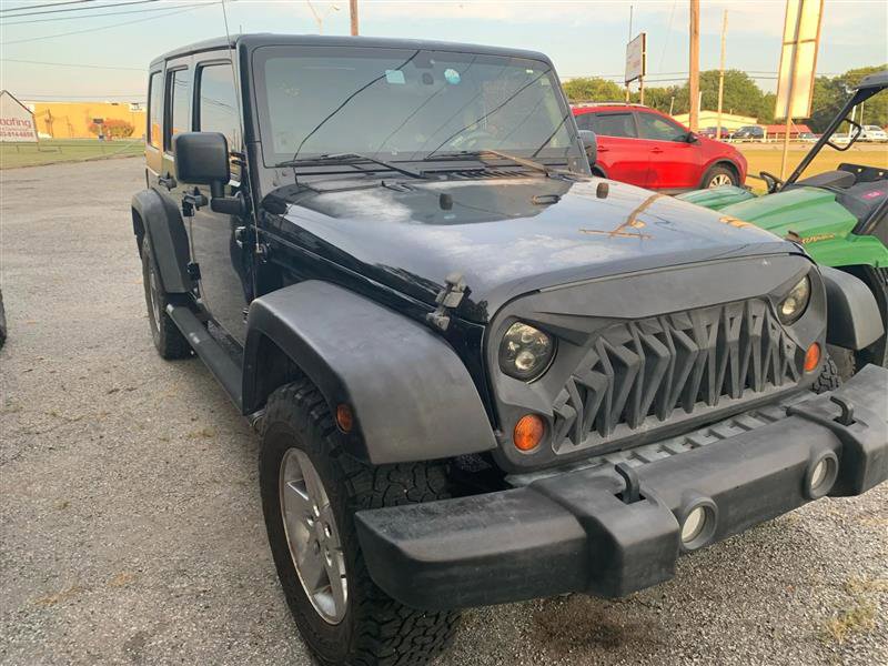 Used 2010 Jeep Wrangler Unlimited Rubicon w/ Trailer Tow Group image 4