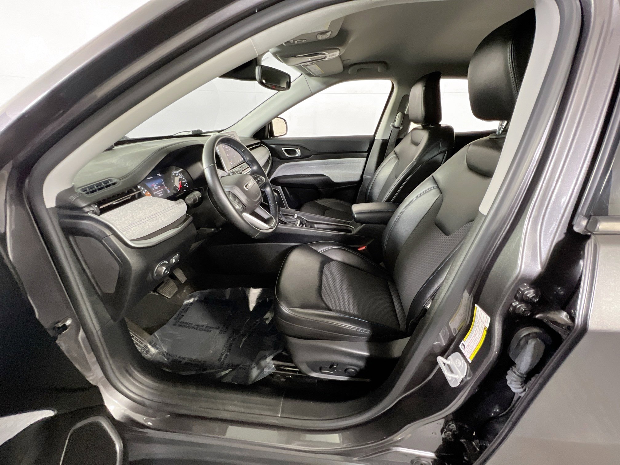 Used 2022 Jeep Compass Latitude w/ Convenience Group image 19