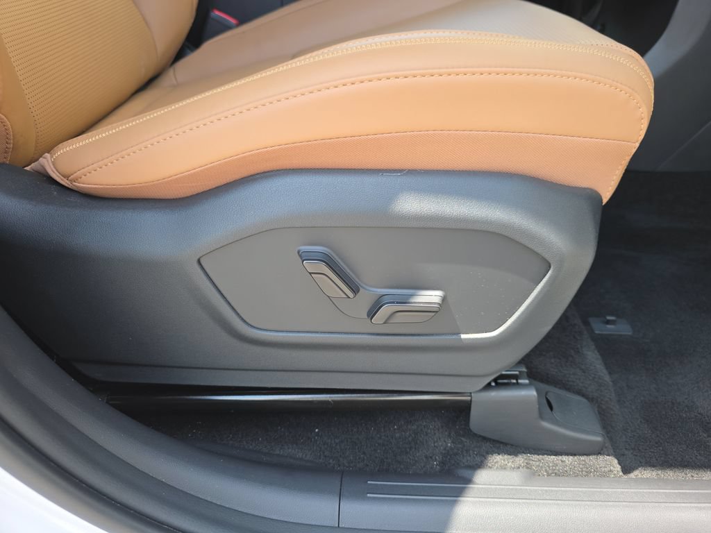 New 2026 Hyundai Santa Fe Calligraphy FWD image 41