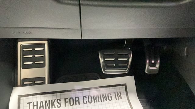 New 2026 Volkswagen Tiguan SE R-Line AWD/4WD image 30
