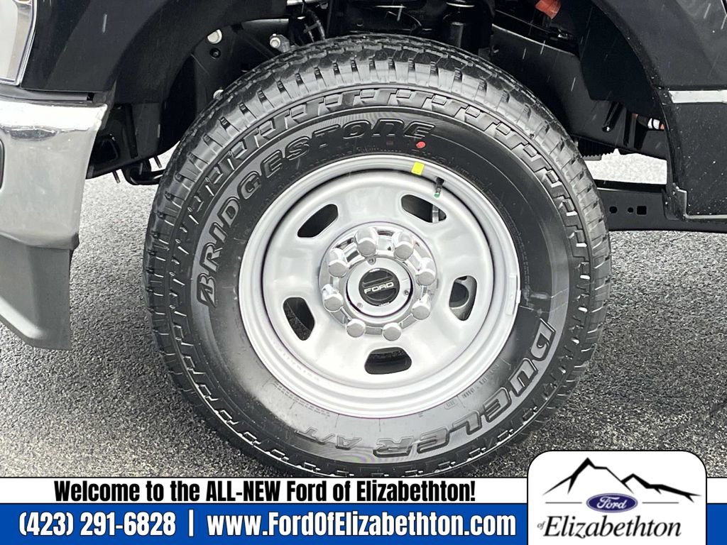 New 2026 Ford F350 4x4 Regular Cab Super Duty image 12