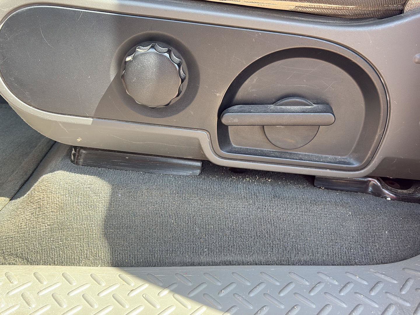 Used 2005 Ford F150 XL AWD/4WD image 10