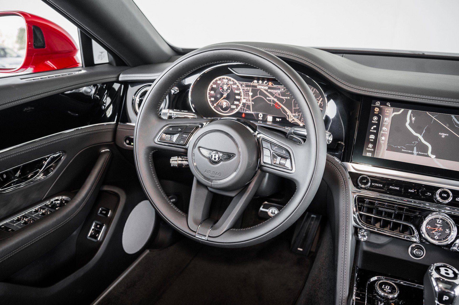 Used 2022 Bentley Flying Spur V8 image 27