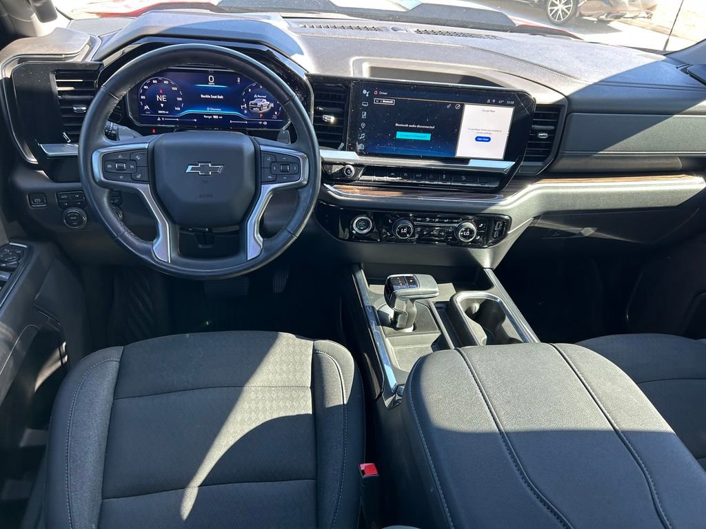 Used 2024 Chevrolet Silverado 1500 LT Trail Boss AWD/4WD image 18