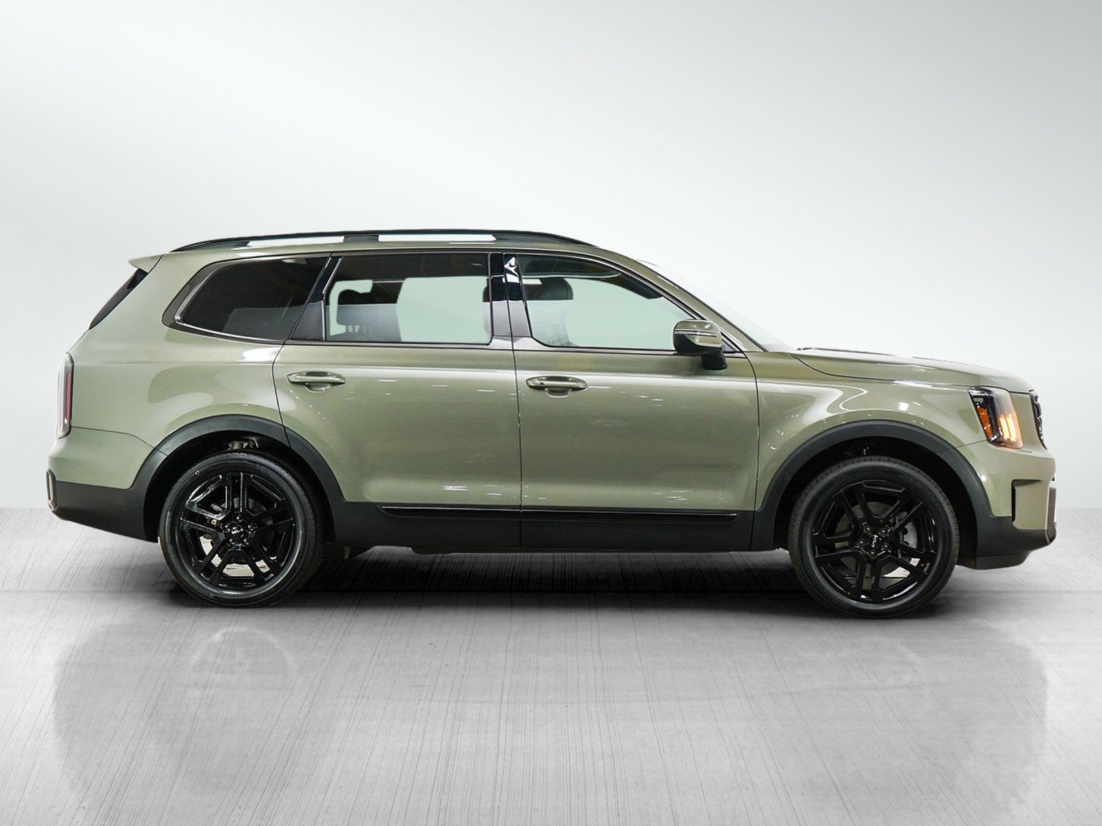 Used 2024 Kia Telluride EX X-Line AWD/4WD image 6
