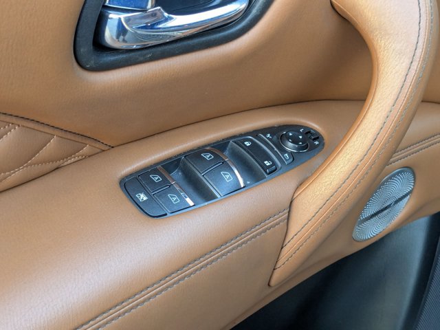 Used 2021 INFINITI QX80 Sensory w/ All-Season Package image 13