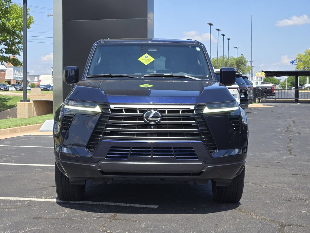 Used 2024 Lexus GX 550 w/ Accessory Package (Z1) AWD/4WD image 2