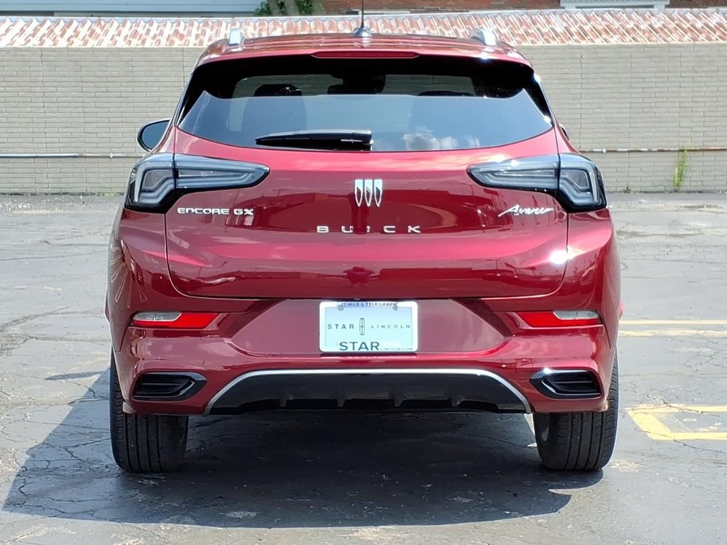 Used 2024 Buick Encore GX Avenir w/ Avenir Convenience Package FWD image 6
