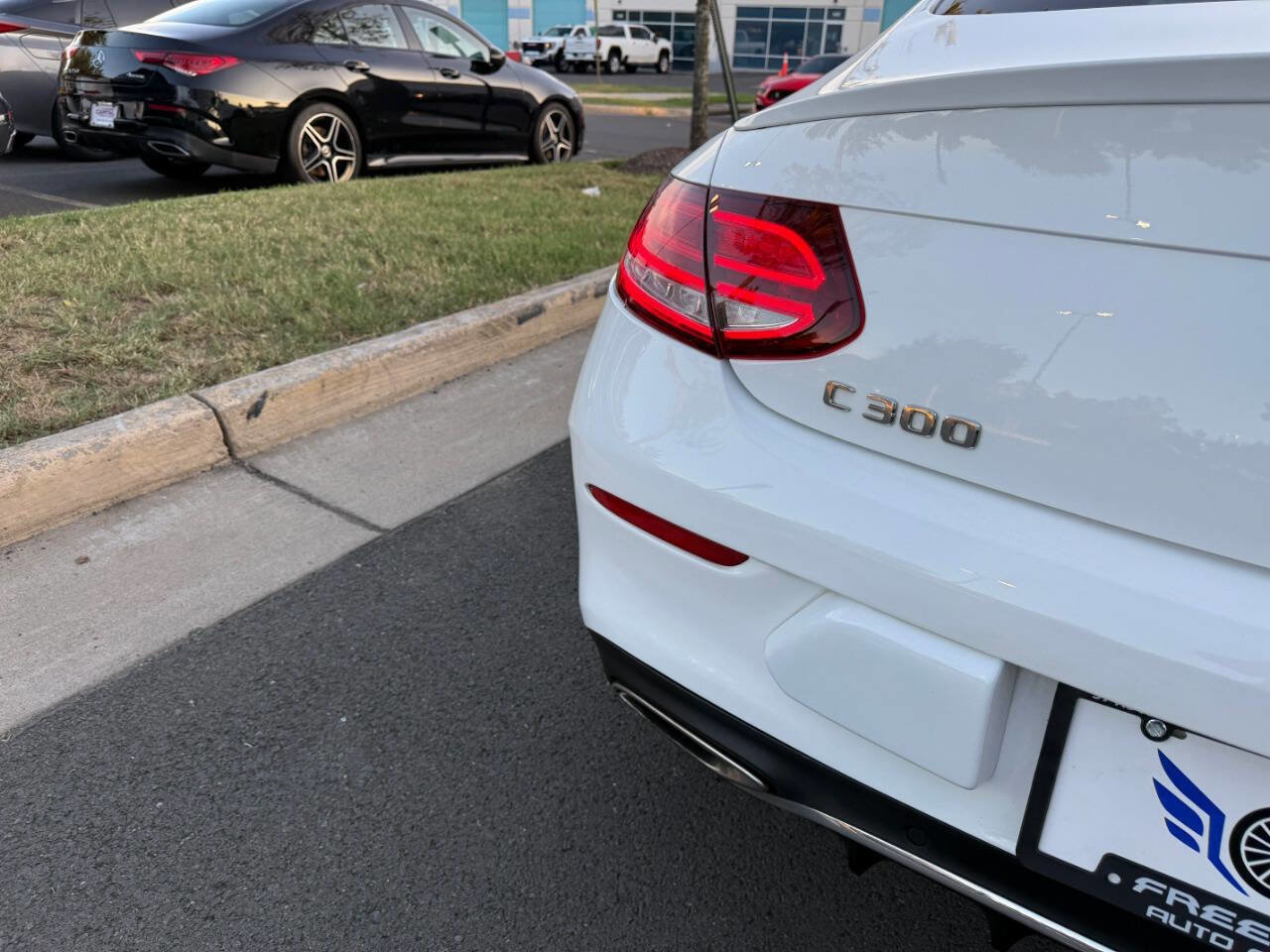 Used 2019 Mercedes-Benz C 300 4MATIC Coupe image 12
