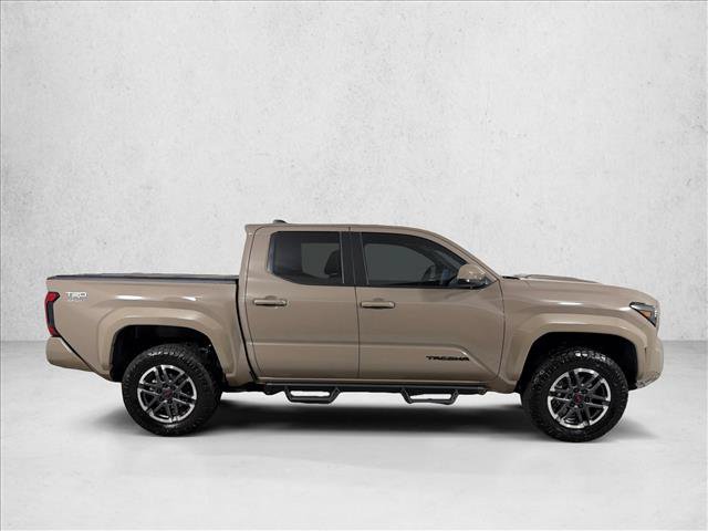 Used 2026 Toyota Tacoma 4x4 Double Cab image 2