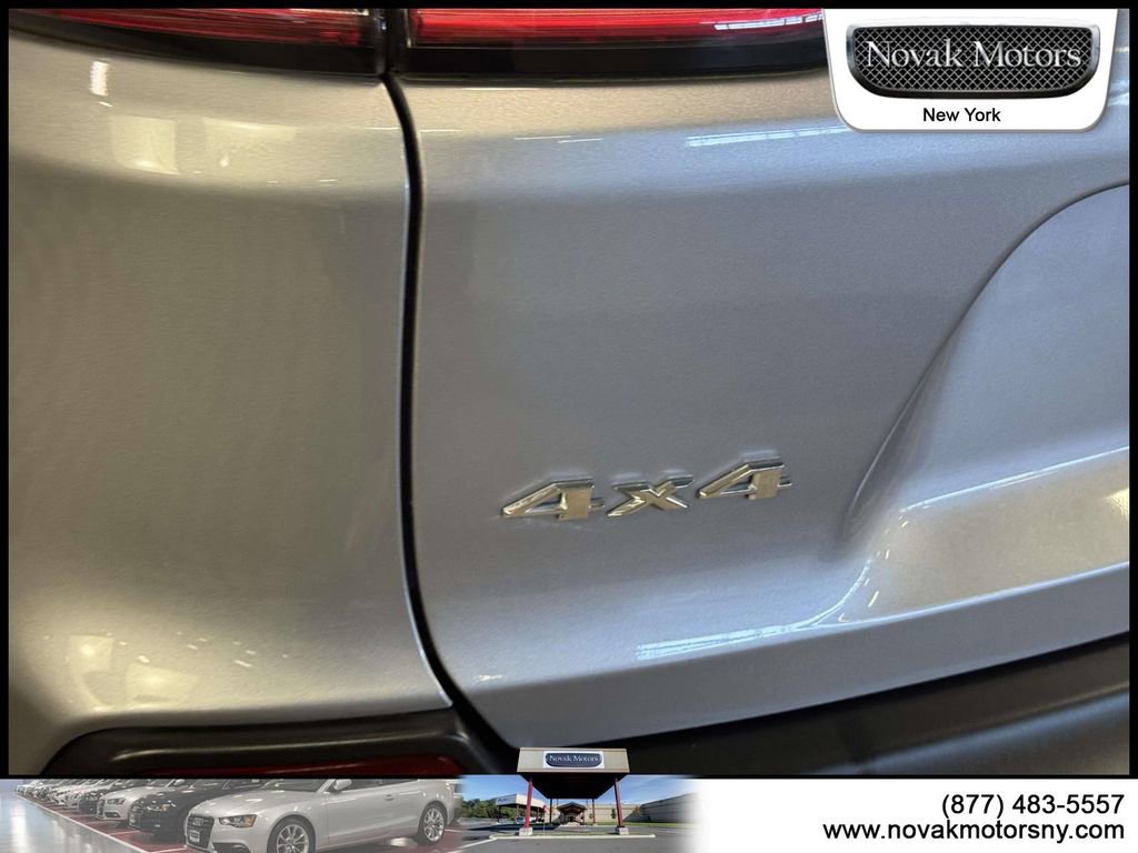 Used 2021 Jeep Cherokee Limited AWD/4WD image 9