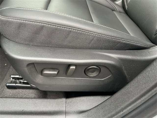 Certified 2025 Buick Envision Preferred image 14