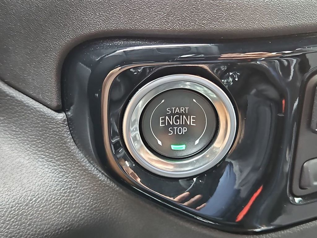 Certified 2024 Chevrolet Silverado 2500 LTZ w/ LTZ Texas Edition image 17