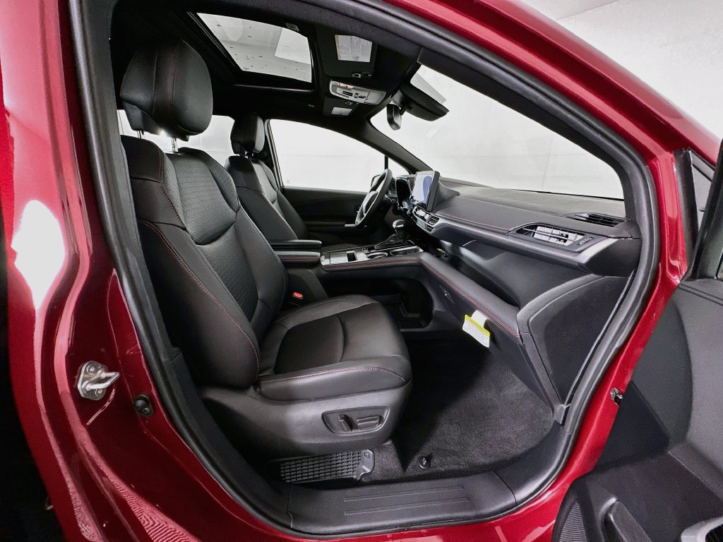 Certified 2026 Toyota Sienna XSE FWD image 29