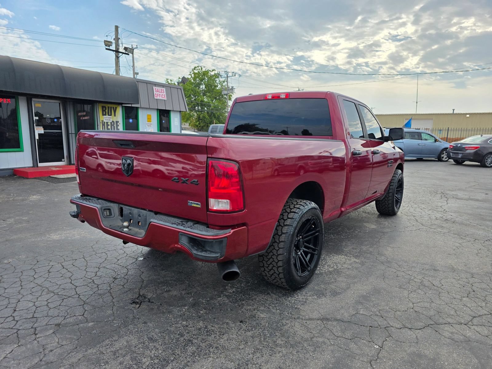 Used 2013 RAM 1500 Classic SLT w/ Premium Display Pkg AWD/4WD image 4