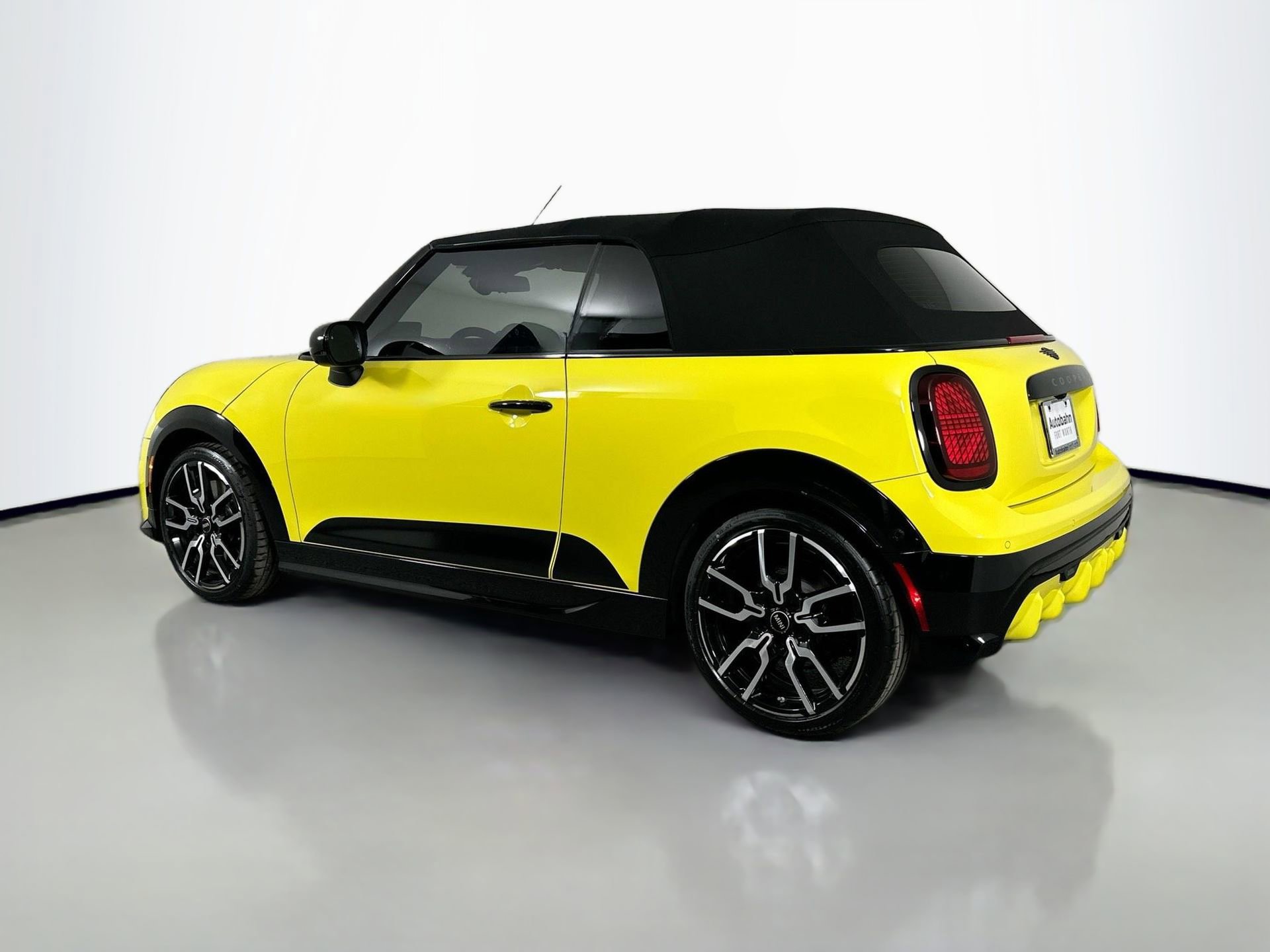 New 2026 MINI Cooper S image 9