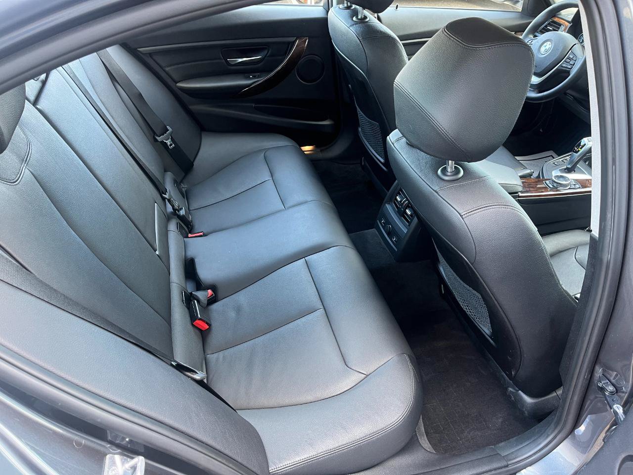 Used 2014 BMW 328d xDrive Sedan AWD/4WD image 17