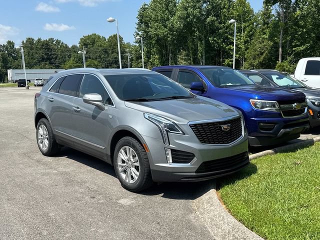 Used 2023 Cadillac XT5 Luxury FWD image 2