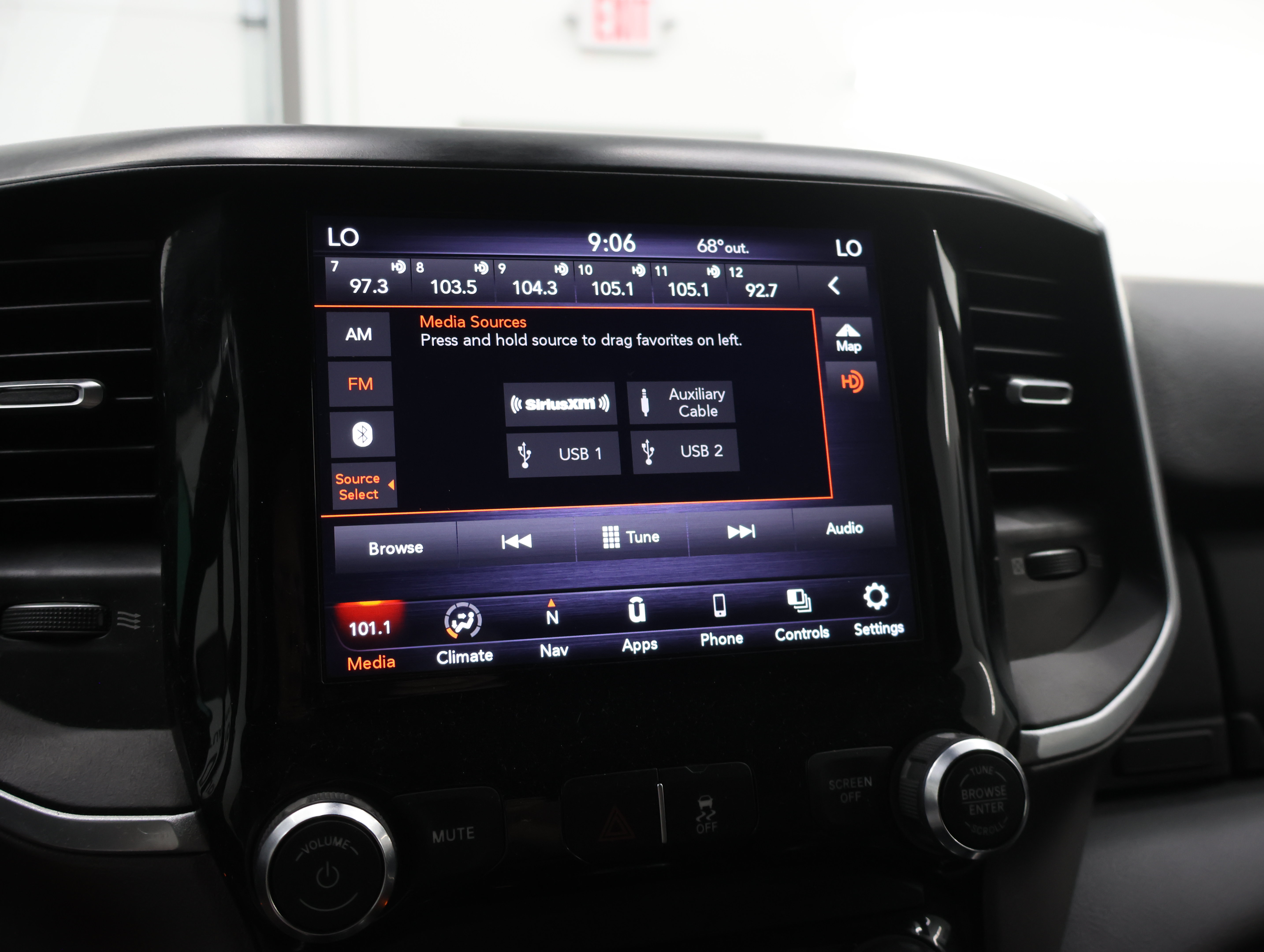 Used 2021 RAM 2500 Big Horn w/ Level 1 Equipment Group AWD/4WD image 48