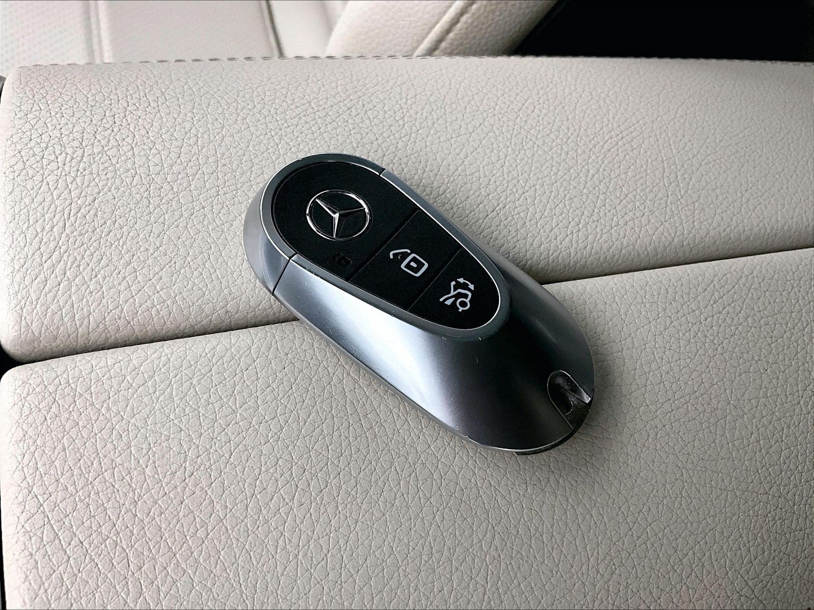 Certified 2025 Mercedes-Benz GLC 350e 4MATIC image 12