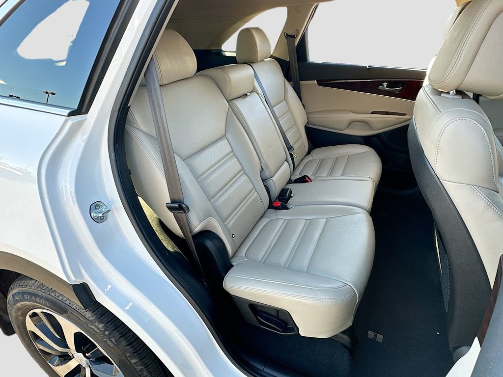 Used 2016 Kia Sorento EX w/ EX Premium Package image 25