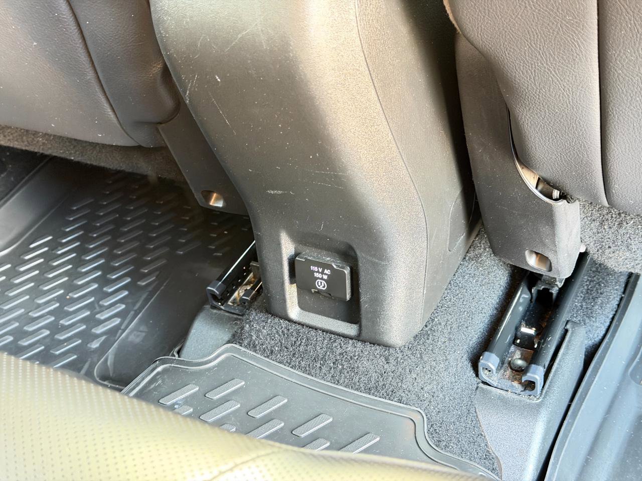 Used 2015 Jeep Renegade Limited AWD/4WD image 40