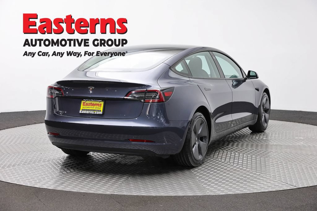 Used 2023 Tesla Model 3 Standard Range RWD image 5
