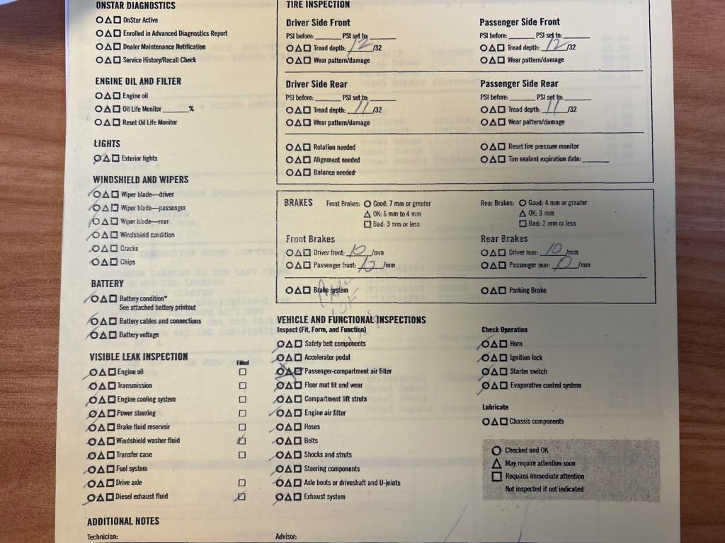 Used 2025 GMC Yukon XL AT4 Ultimate w/ LPO, AT4 Appearance Package AWD/4WD image 24