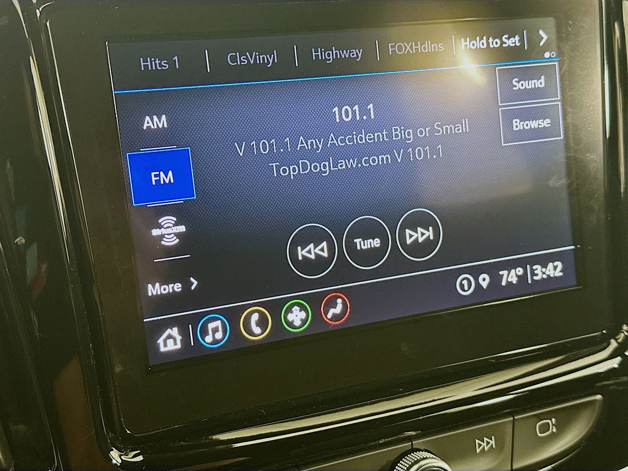 Used 2023 Chevrolet Traverse LT image 21