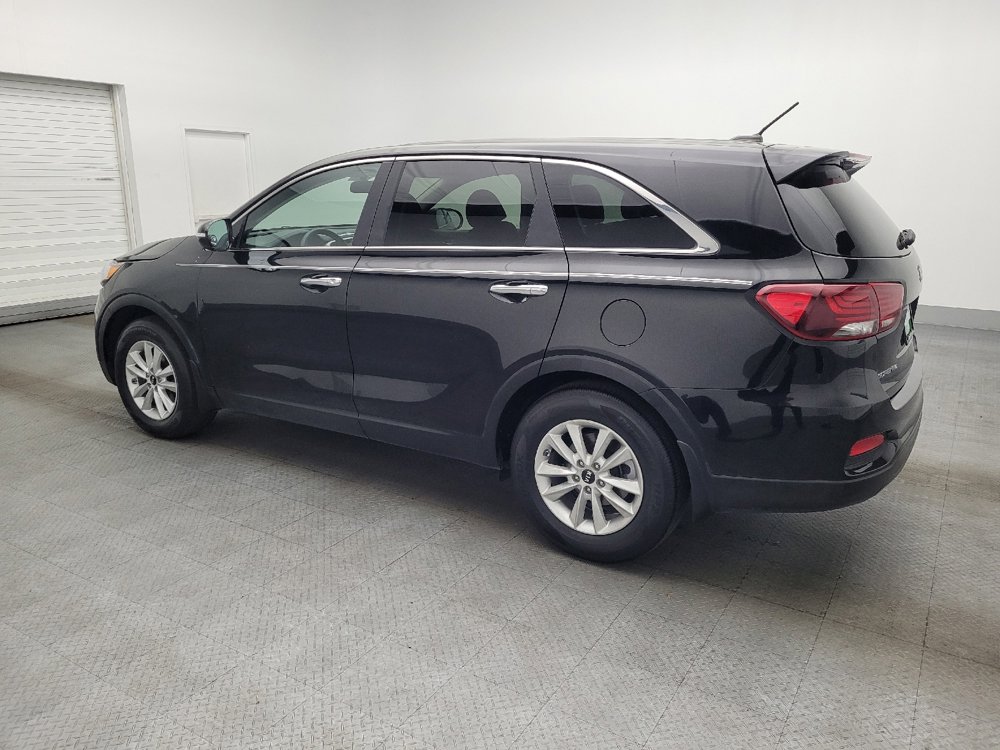 Used 2020 Kia Sorento LX image 3