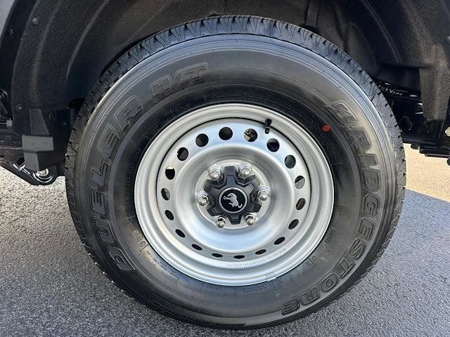 New 2025 Ford Bronco 4-Door image 15