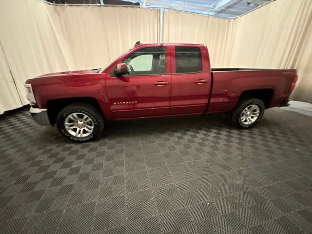 Used 2018 Chevrolet Silverado 1500 LT w/ All Star Edition AWD/4WD image 8